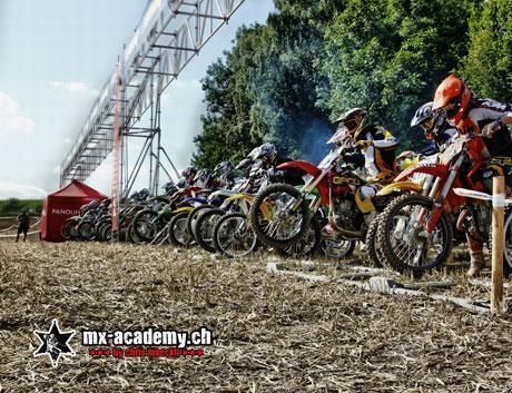 Motocross Kurs Schweiz – Fahrtraining bei der MX-Academy