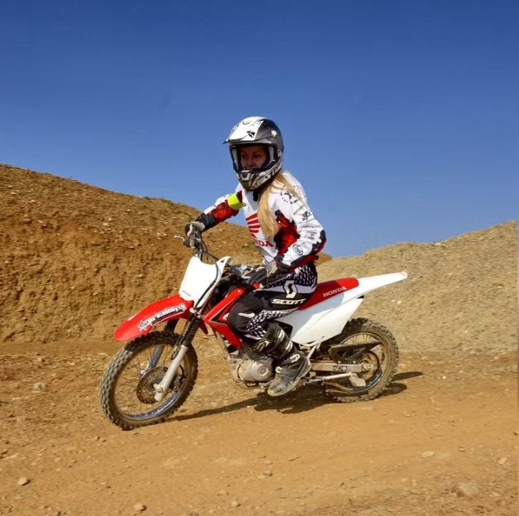 Motocross gift idea – women’s motocross