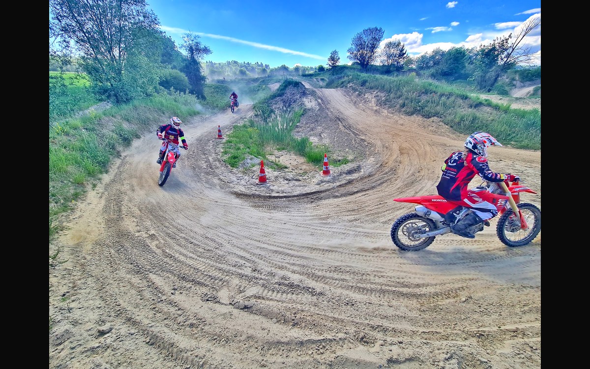 Motocross fahren für Erwachsene - Schnupperkurs Schweiz MX-Academy Schlatt TG