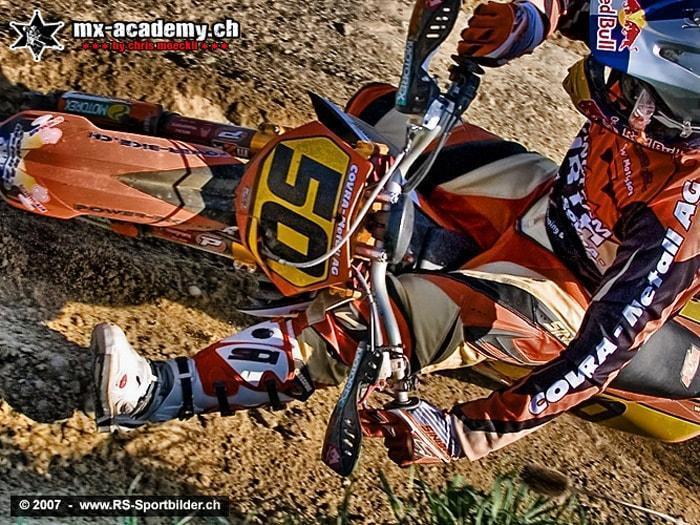 Motocross race – Action